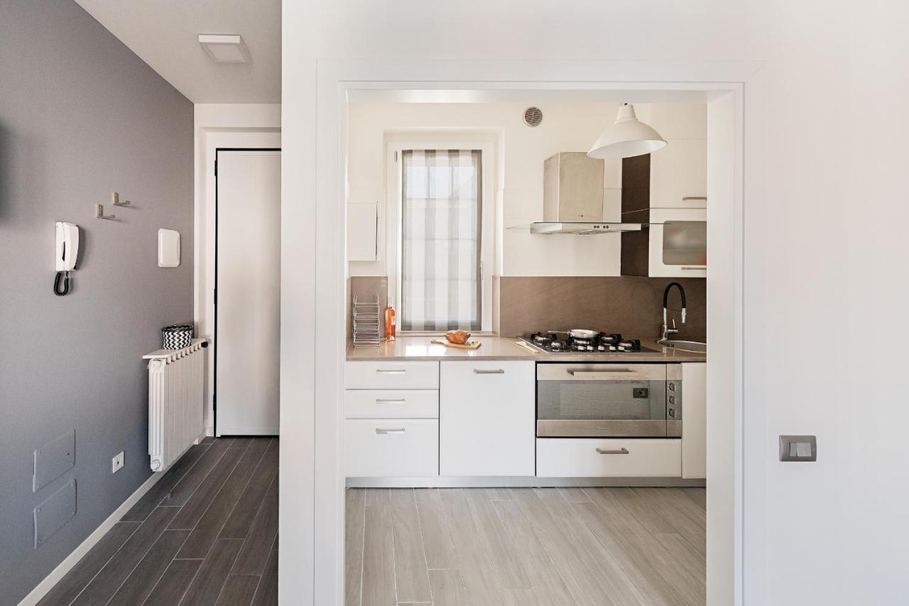 Appartamento Mazzini P1-25 By Wonderful Italy ซีร์มิโอเน ภายนอก รูปภาพ
