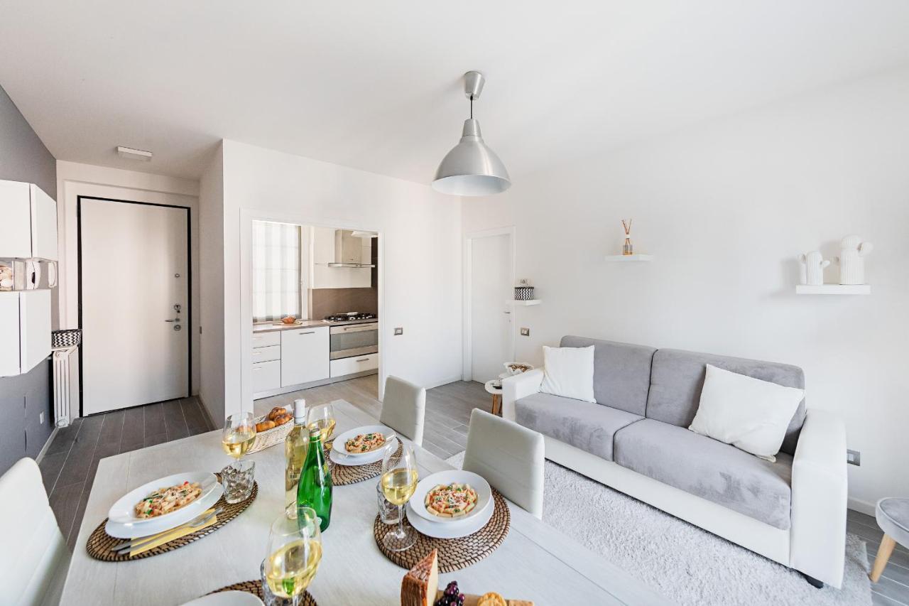 Appartamento Mazzini P1-25 By Wonderful Italy ซีร์มิโอเน ภายนอก รูปภาพ